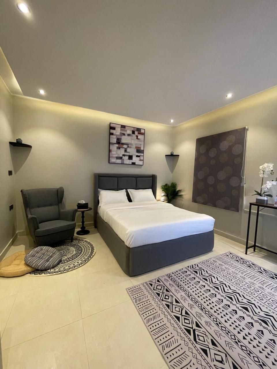 استوديو هادئ وحديث Appartement Riaad Buitenkant foto